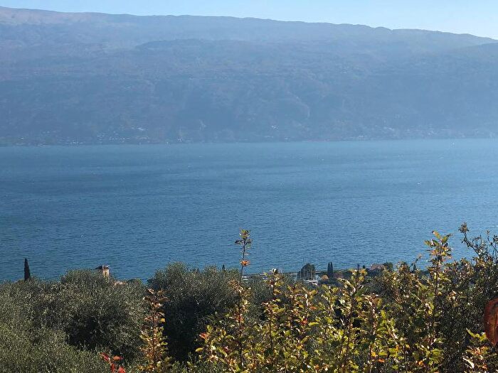 Casa con 6 locali in vendita in Via Fornico, Gargnano