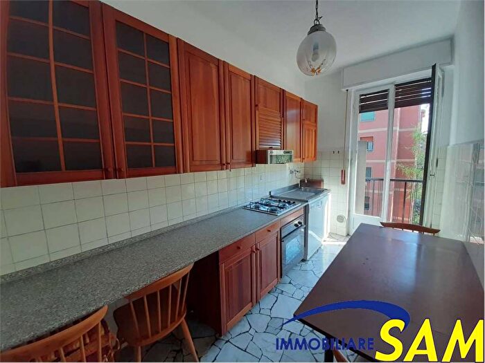 Appartamento bilocale in affitto in Via Panizzi, Lorenteggio, Milano