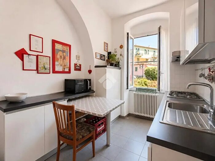 Appartamento quadrilocale in vendita in Viale San Bartolomeo, La Spezia