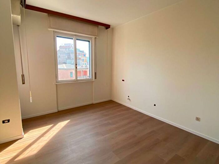 Appartamento trilocale in affitto in Via Luigi Varanini, Rovereto, Milano