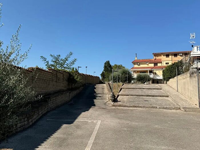 Appartamento monolocale in vendita in Via Ranchio, Pomezia