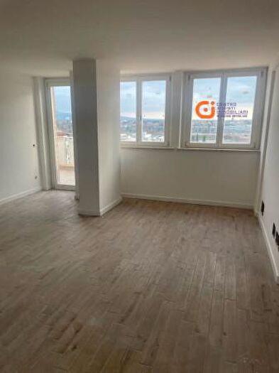 Appartamento trilocale in vendita in Via Alberto Ziveri, Roma