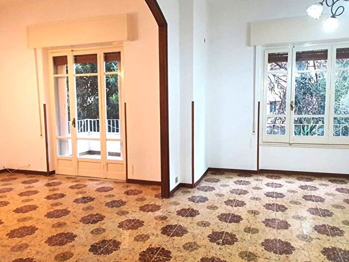 Appartamento con 5 locali in affitto in Largo Giangiacomo Carissimi, Giotto Galilei Palagonia, Palermo