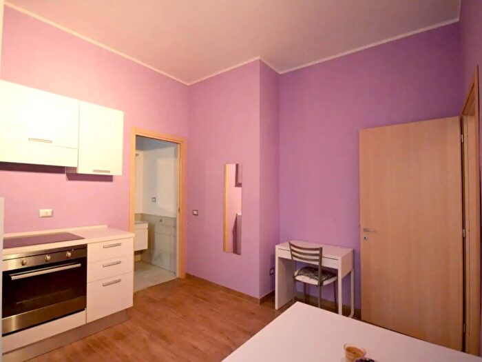 Appartamento monolocale in affitto in Via Bordighera, Milano