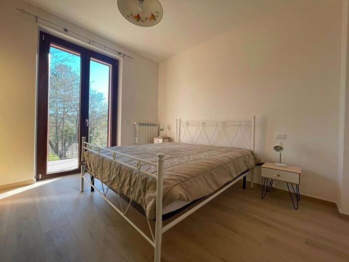 Appartamento con 6 locali in affitto in Località Mergnano Sant'Angelo, Camerino