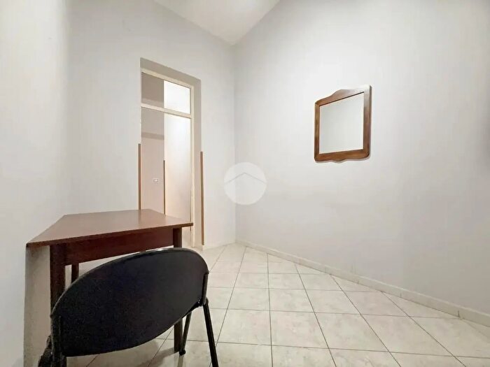 Appartamento trilocale in vendita in Via Francesco Paolo Perez, Palermo