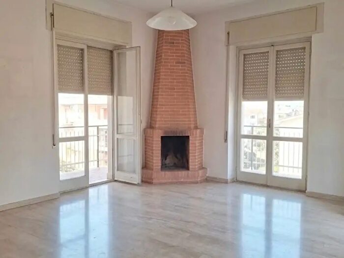 Appartamento con 5 locali in vendita in Via XX Settembre, Lamezia Terme