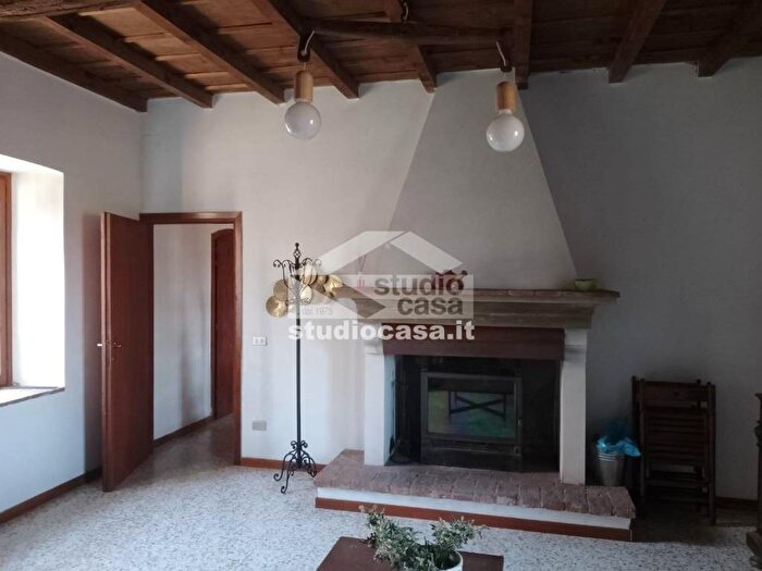 Casa trilocale in affitto in Centro, Codogno