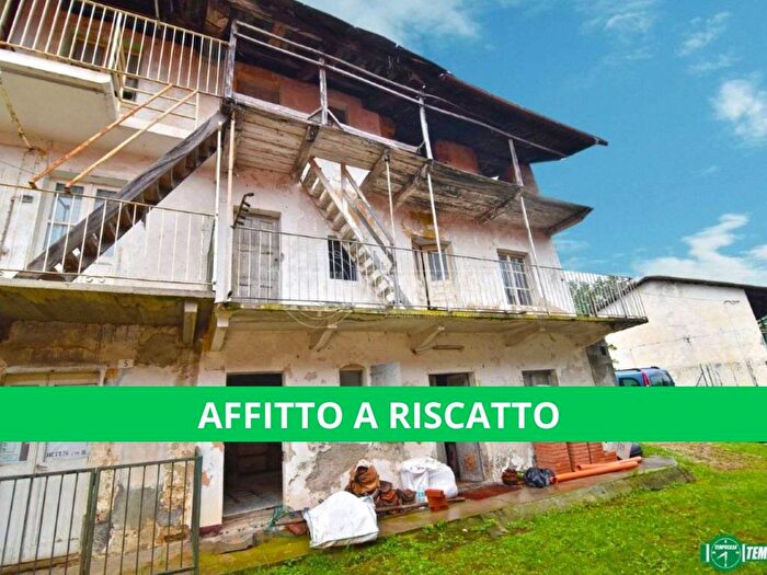 Casa con 5 locali in affitto in Via Case Ferrando, Rocca Canavese