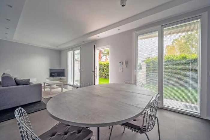 Appartamento trilocale in affitto in Viale Anacapri, Riccione