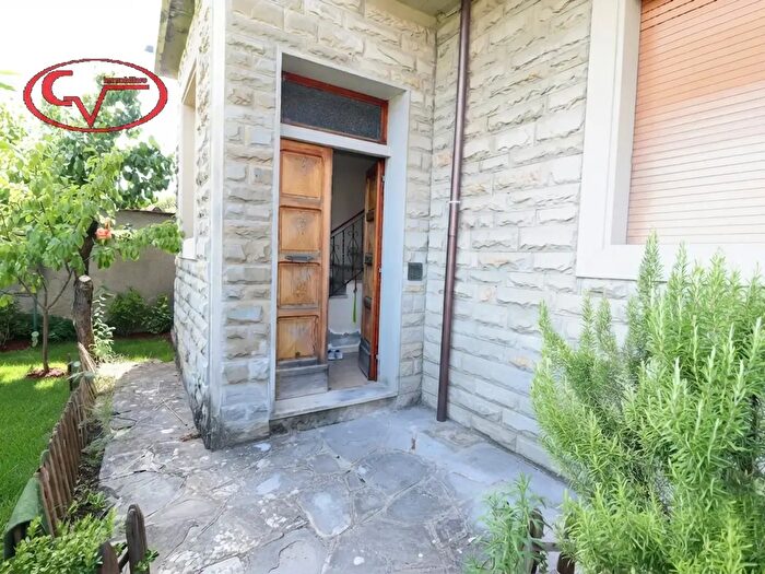 Appartamento quadrilocale in vendita in Via Ammiraglio Ernesto Burzagli, Montevarchi
