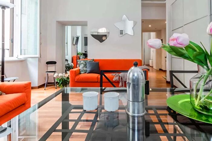 Appartamento monolocale in affitto in Via Porta, Como