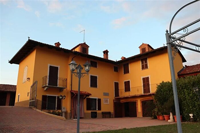 Casa con 5 locali in vendita in Marelli San Martino Alfieri Asti, Antignano