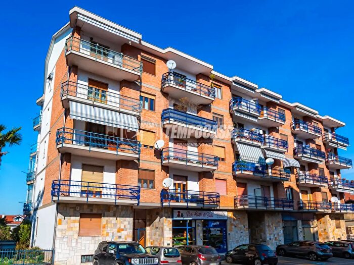 Appartamento bilocale in vendita in Via Asiago, Gassino Torinese