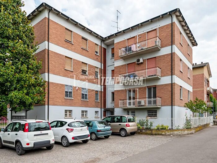 Appartamento trilocale in vendita in Via Massimo Samoggia, Reggio nell'Emilia