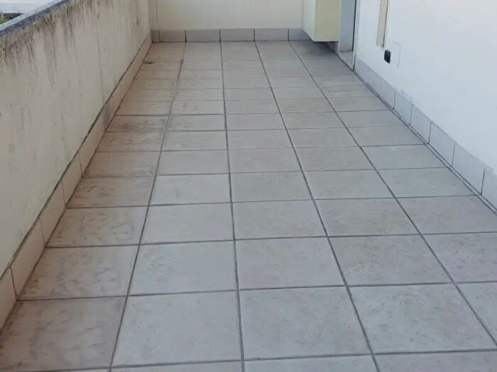 Appartamento bilocale in vendita in Viale Astichello, Vicenza