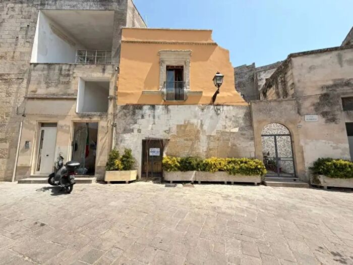 Appartamento quadrilocale in vendita in Via Pomerio, Martano