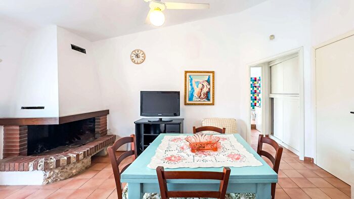 Appartamento quadrilocale in vendita in Via Carlo Goldoni, Iglesias