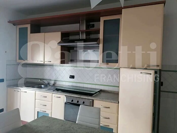 Appartamento trilocale in vendita in Via Marconi, Lamezia Terme