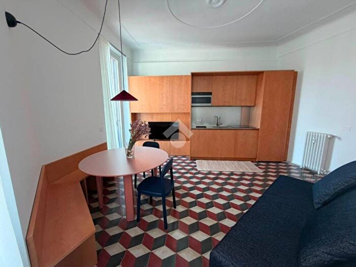 Appartamento monolocale in affitto in Via degli Imbriani, Bovisa, Milano