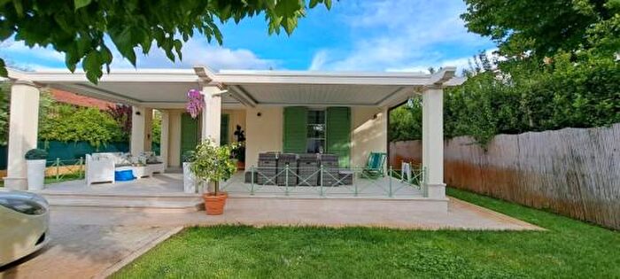 Casa trilocale in affitto in Forte Dei Marmi