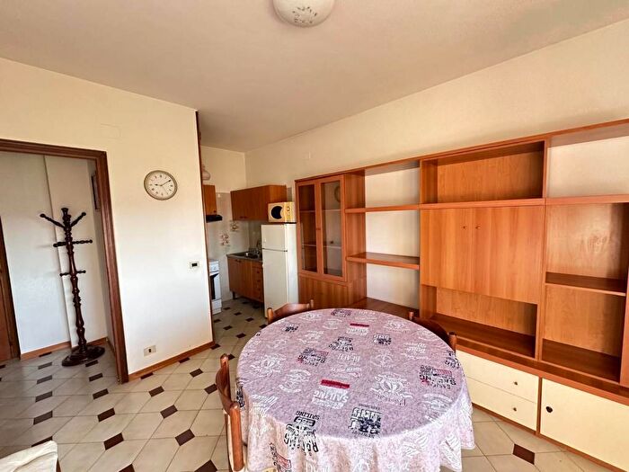 Appartamento bilocale in affitto in Luni Mare, Luni