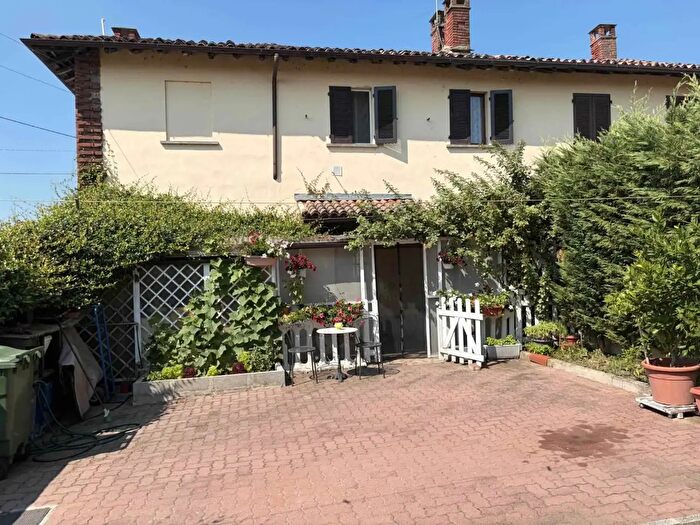 Casa quadrilocale in vendita in Mortara