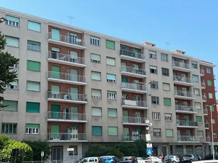 Appartamento quadrilocale in vendita in Via Castellamonte, Banchette