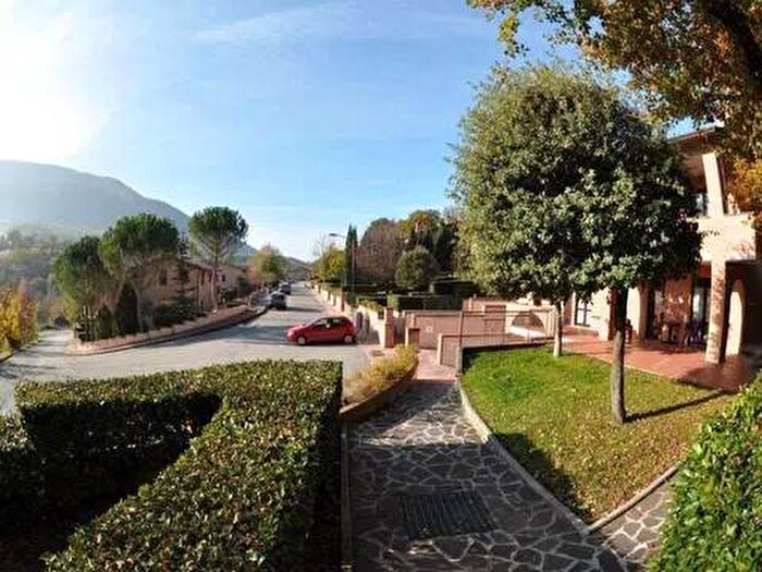 Casa bilocale in affitto in Strada Regionale, Porziano Pian della Pieve San Presto, Assisi