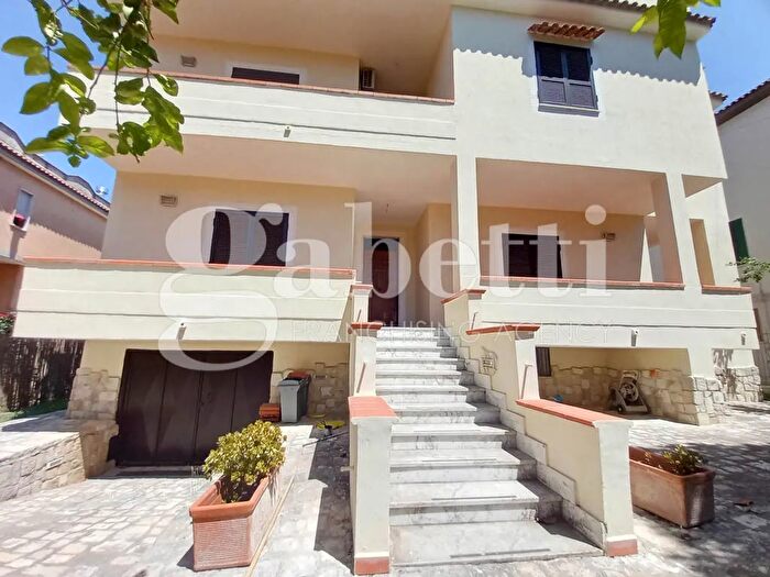 Casa con 5 locali in vendita in Via Medusa, Giugliano In Campania