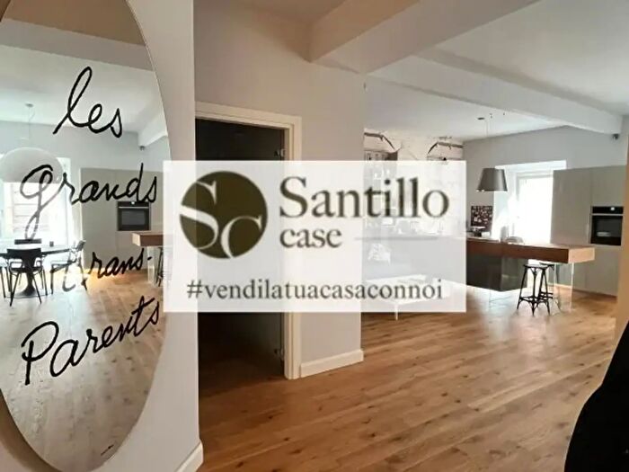 Appartamento quadrilocale in vendita in Via Calabria, Roma