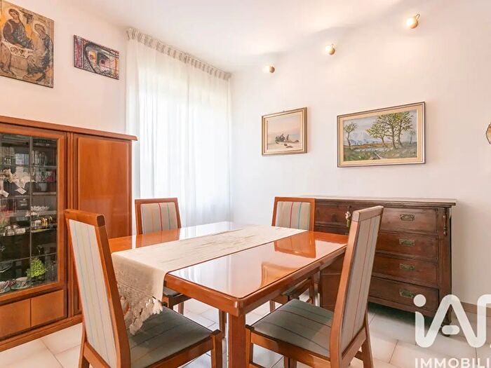 Appartamento con 7 locali in vendita in Corso Contrada San Martino, Fermo