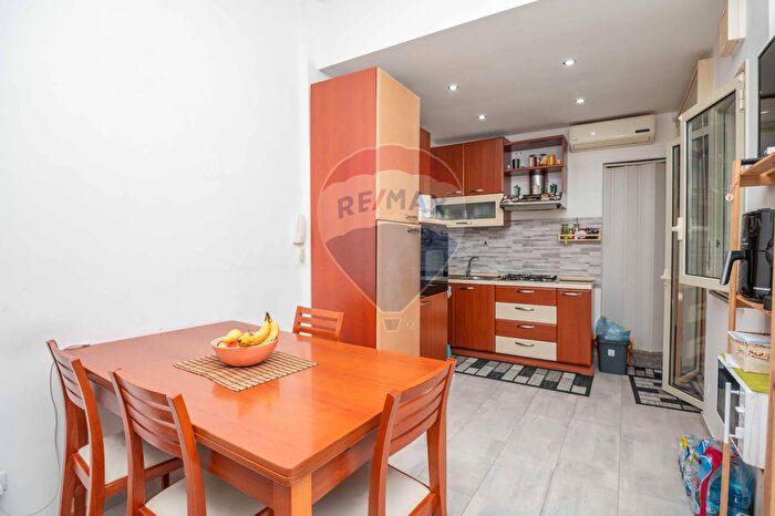 Appartamento bilocale in vendita in Viale Autonomia, Caltagirone