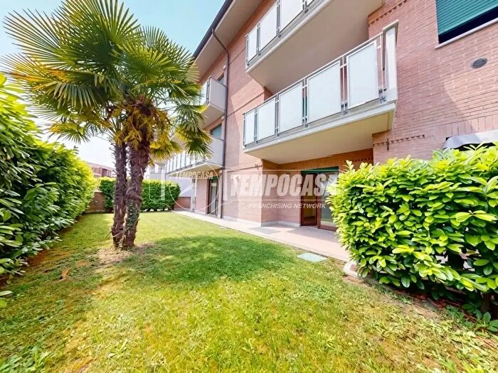 Appartamento quadrilocale in vendita in Via Piave, Volpiano