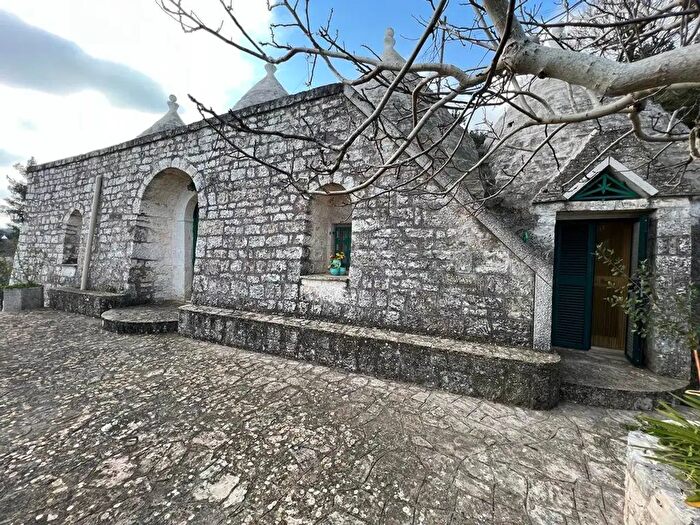 Casa quadrilocale in vendita in Contrada Laureto Fasano, Fasano