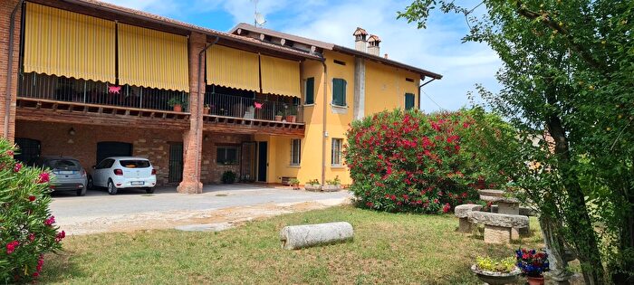 Appartamento quadrilocale in vendita in Via Roma, Borgosatollo