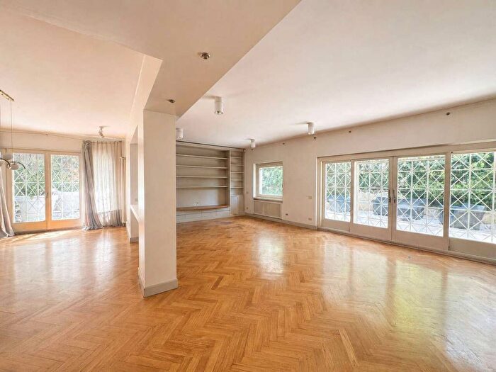 Appartamento con 6 locali in affitto in Via Giacinta Pezzana, Parioli, Roma