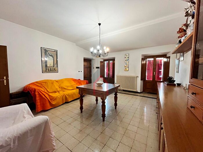 Appartamento trilocale in vendita in Via Aurelio Saffi, Castrocaro Terme