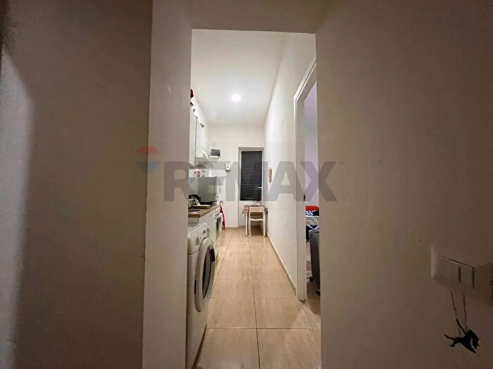 Appartamento trilocale in vendita in Vico dei Tinellari, Napoli