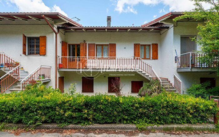 Appartamento trilocale in vendita in Via Divisione Tridentina, Zocca