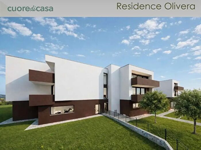 Appartamento con 6 locali in vendita in Via Olivera, San Vendemiano