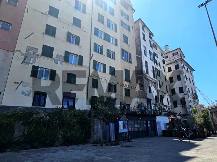 Appartamento bilocale in vendita in Genova