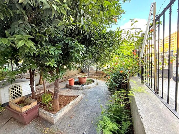 Appartamento trilocale in vendita in Viale Regione Siciliana Nord Ovest, Palermo