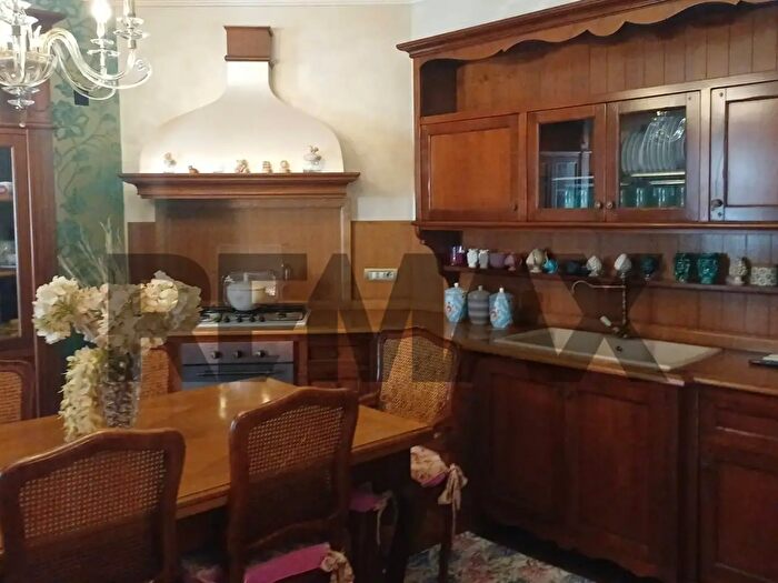 Appartamento trilocale in vendita in Via Monsignore Filippo Iacolino, Favara