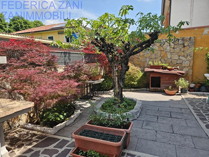 Casa quadrilocale in vendita in Castelfranco Veneto