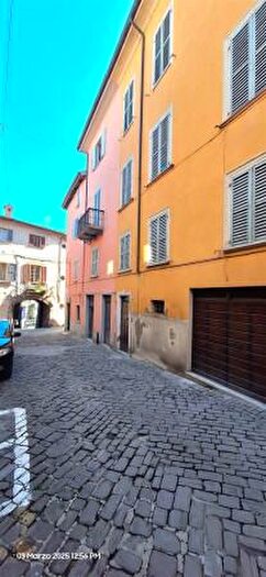 Casa con 6 locali in vendita in Via Gucci, Cagli