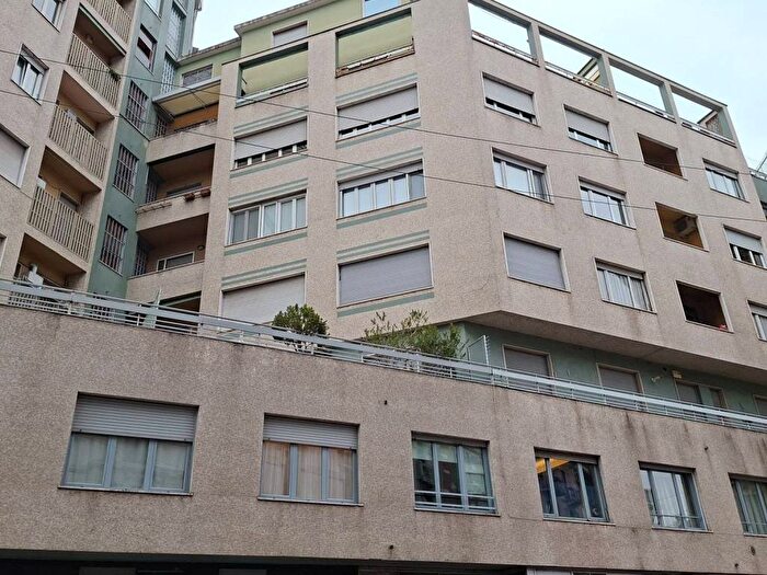 Appartamento monolocale in affitto in Via Giuseppe Pecchio, Buenos Aires, Milano