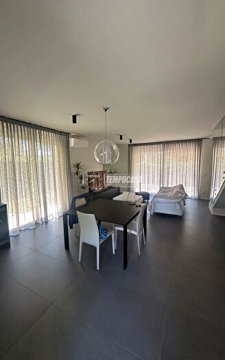 Casa con 5 locali in vendita in Viale Maurizio Bufalini, Riccione