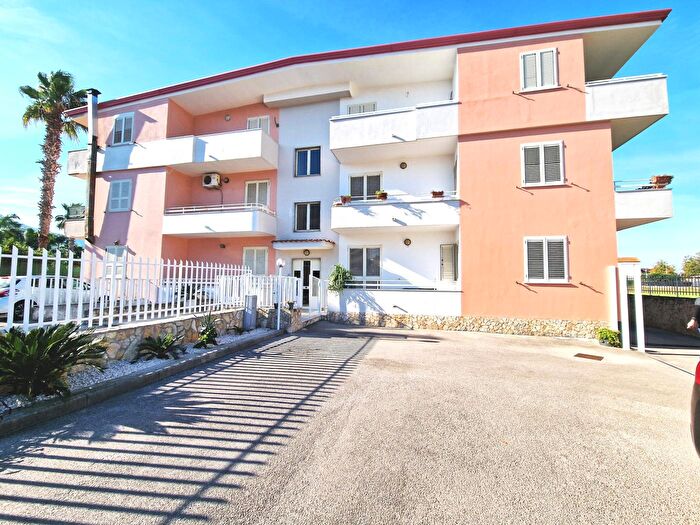 Appartamento quadrilocale in vendita in Via Macello, Santa Maria A Vico