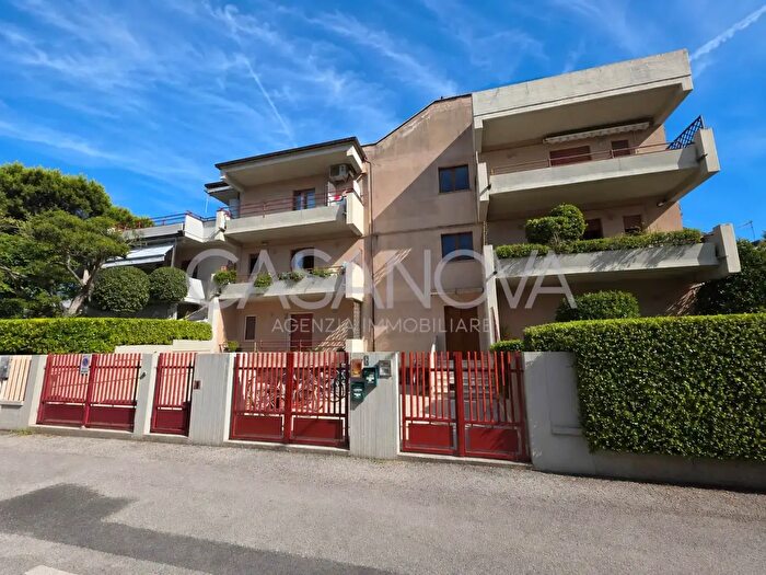 Appartamento trilocale in vendita in Giulianova